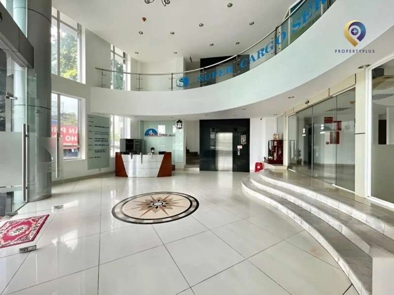 Hoàng Triều Building