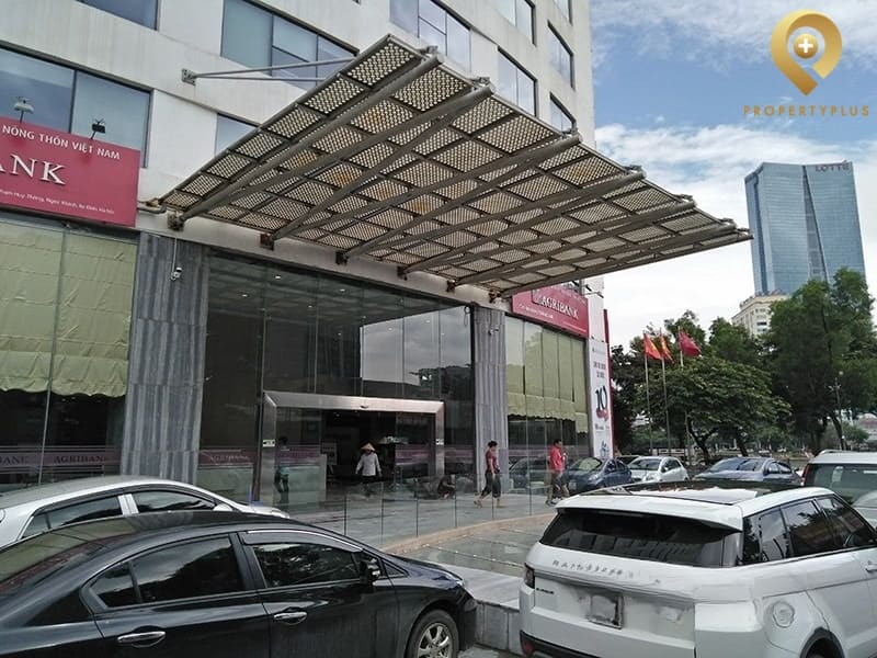 cổng Ngọc Khánh Plaza